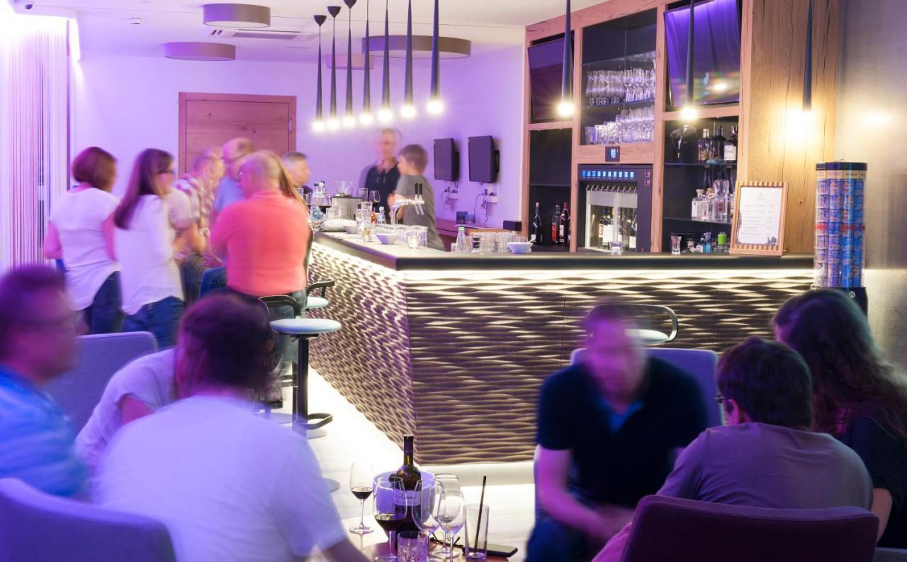 Hotel Schoenbuch Pliezhausen ภายนอก รูปภาพ